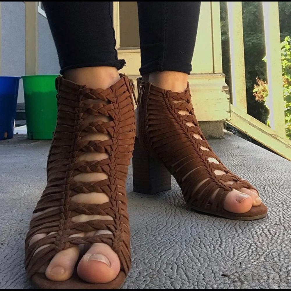 Guess heels